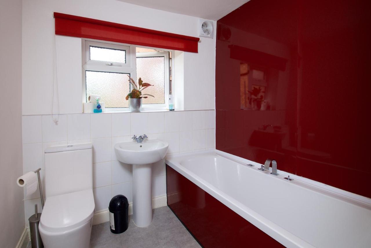 Ideal Abode Abbots 4 En-Suite Chester Exterior photo